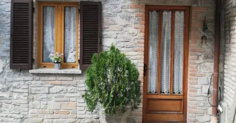 Immagine header 1 per Casa Iride